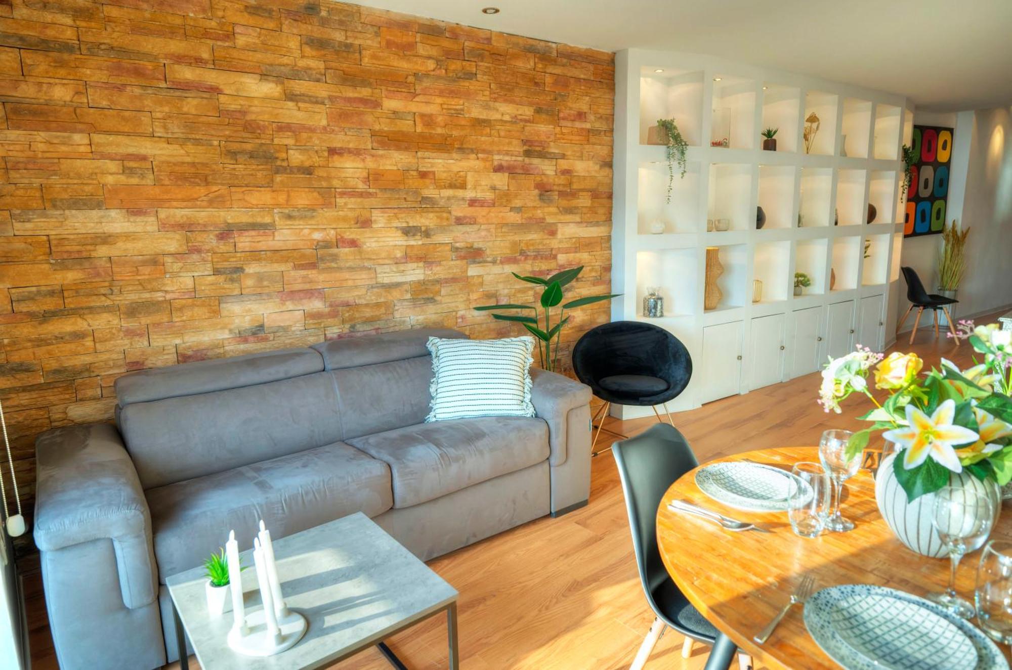 Cozy 2bedroom Seafront Apartment, Balcony Goslm-10 Apartament Sliema